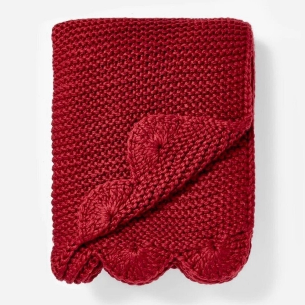 Studio McGee Threshold 60x50" Red Holiday Scalloped Sweater Knit Throw Blanket
